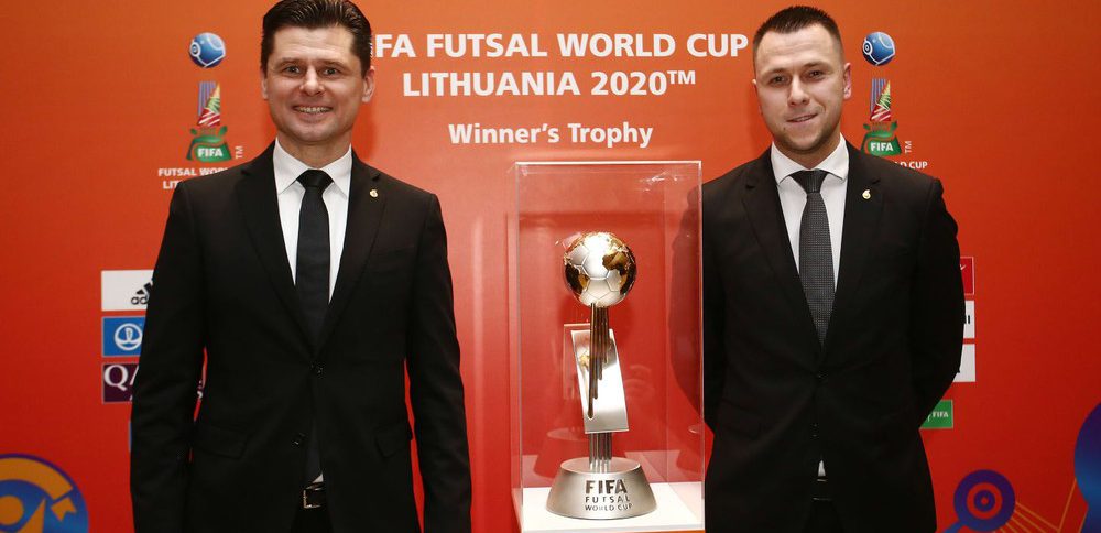 Mundial de Futsal segue sem uma definição sobre adiamento.