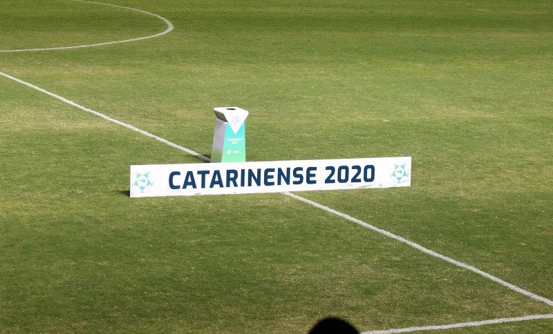 Fase Final do Catarinense 2020 retornará com os jogos de volta das quartas de final nos dias 28 e 29 de julho. Foto: Divulgação/FCF.