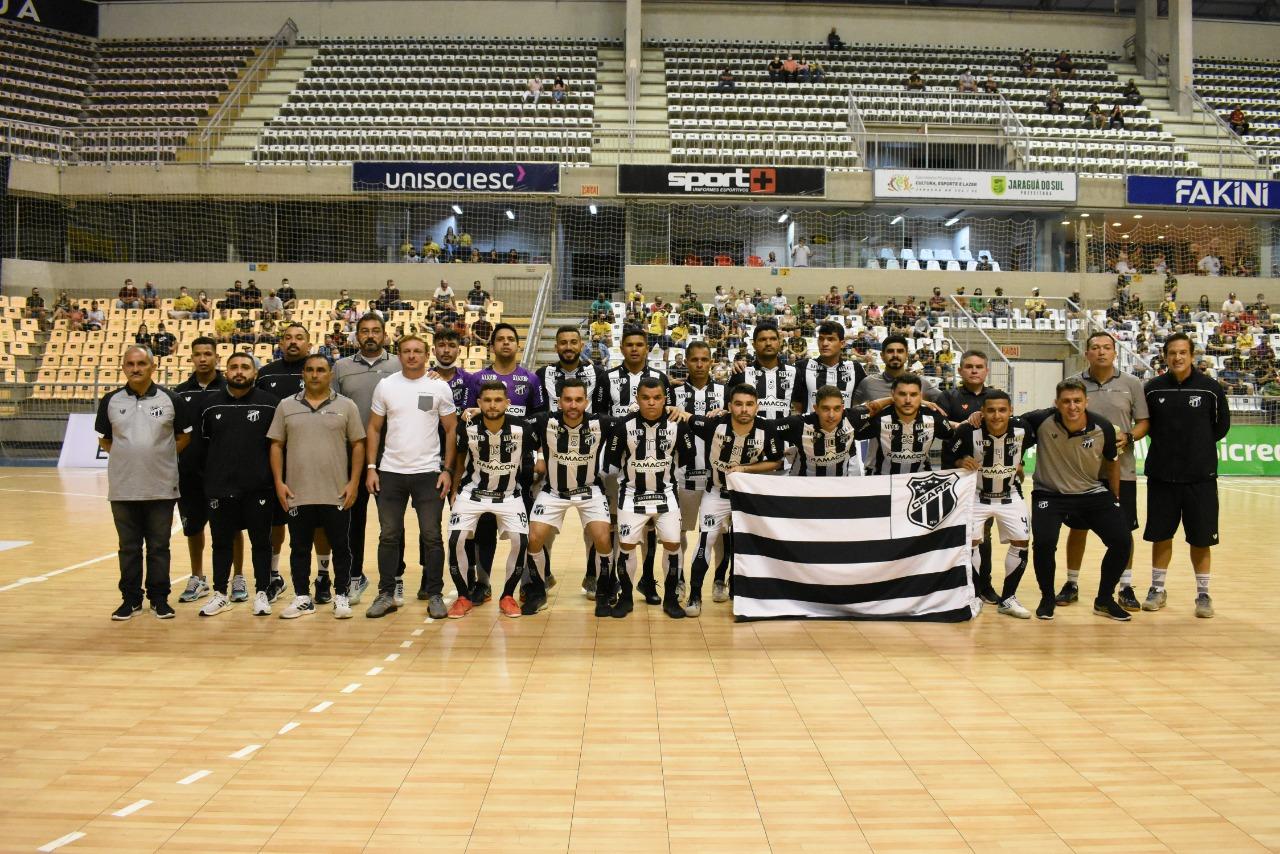 O Ceará se sagrou campeão da Copa do Brasil de Futsal vencendo o Jaraguá por 4 a 1 na prorrogação de forma inédita e fez história. 