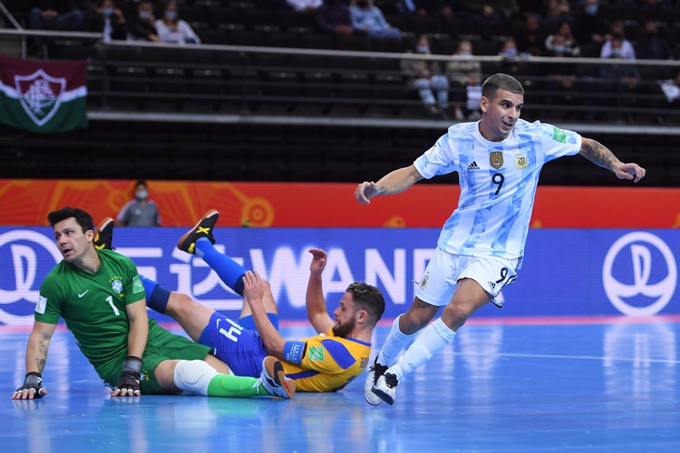 Brasil perde para a Argentina nos pênaltis nas semis e se despede da Copa  América de futsal, futsal