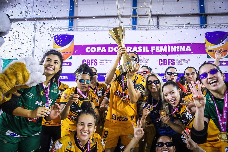 No último sábado tivemos a final da Copa do Brasil Feminina de Futsal e as meninas do Taboão Magnus se consagraram tricampeãs da competição. (Foto: Diego Alves)